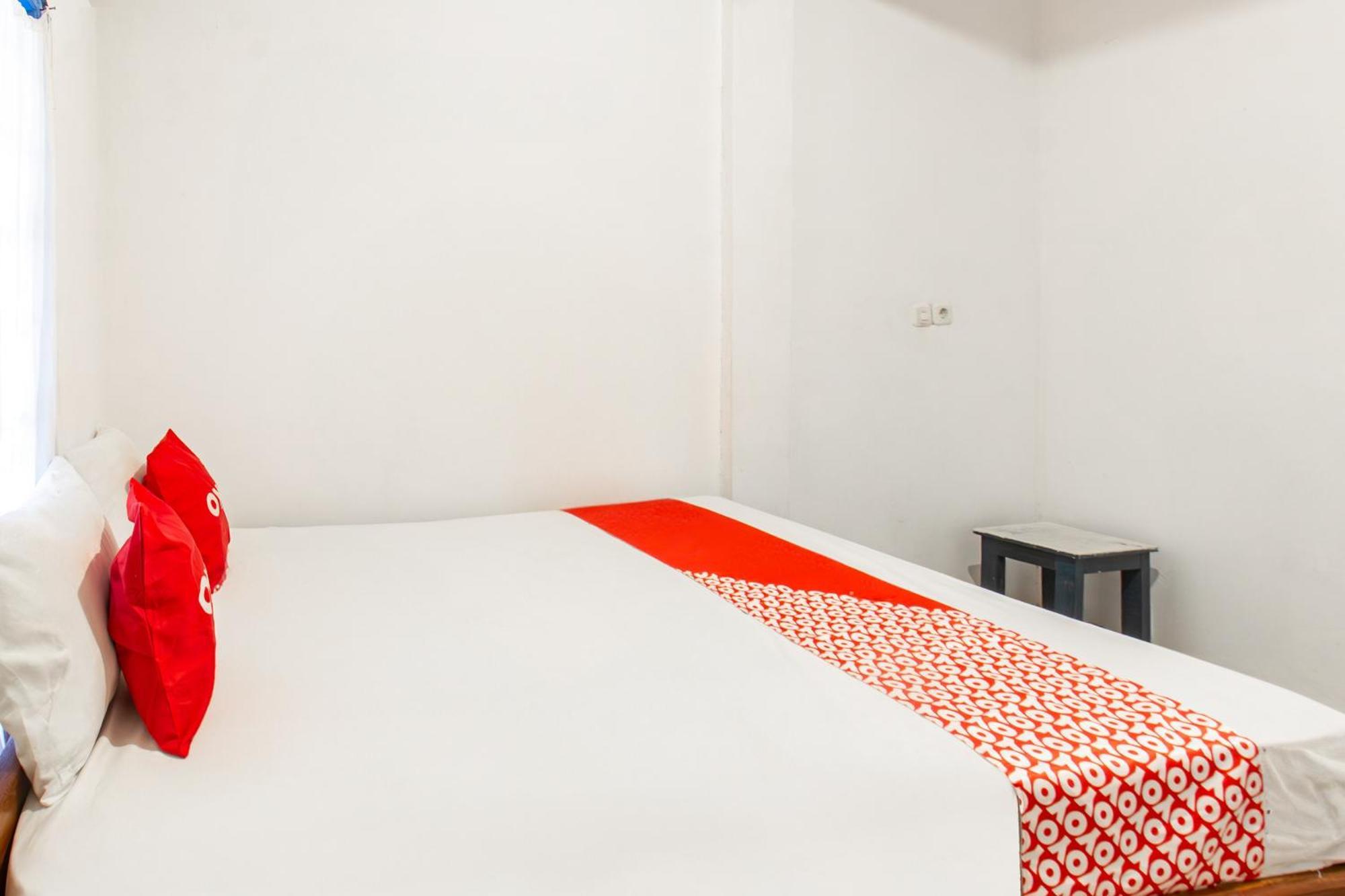 Oyo 93359 Kawi Homestay Praya Dış mekan fotoğraf