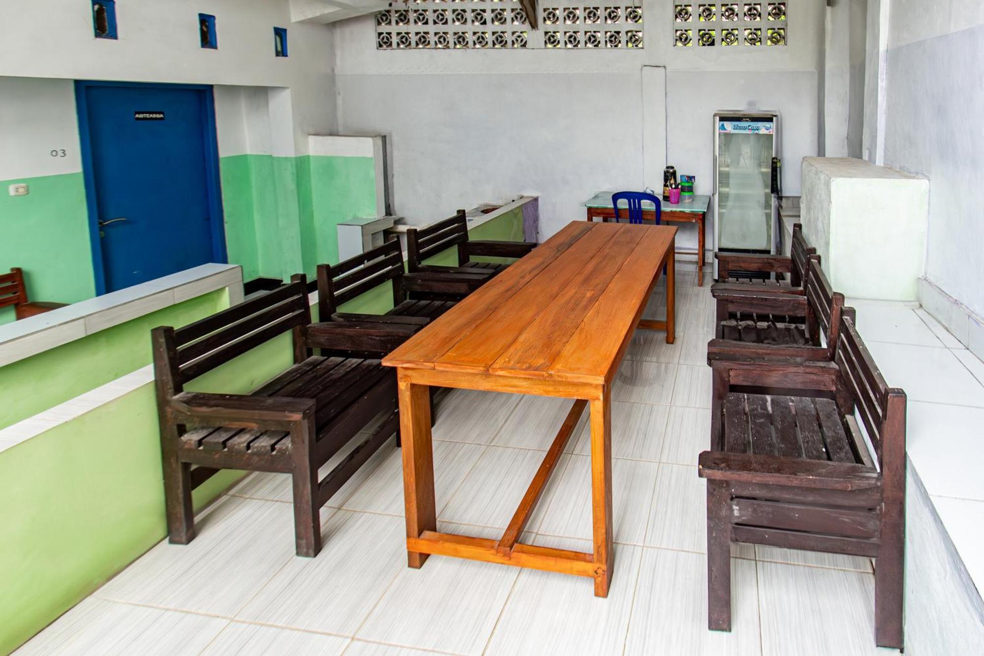 Oyo 93359 Kawi Homestay Praya Dış mekan fotoğraf